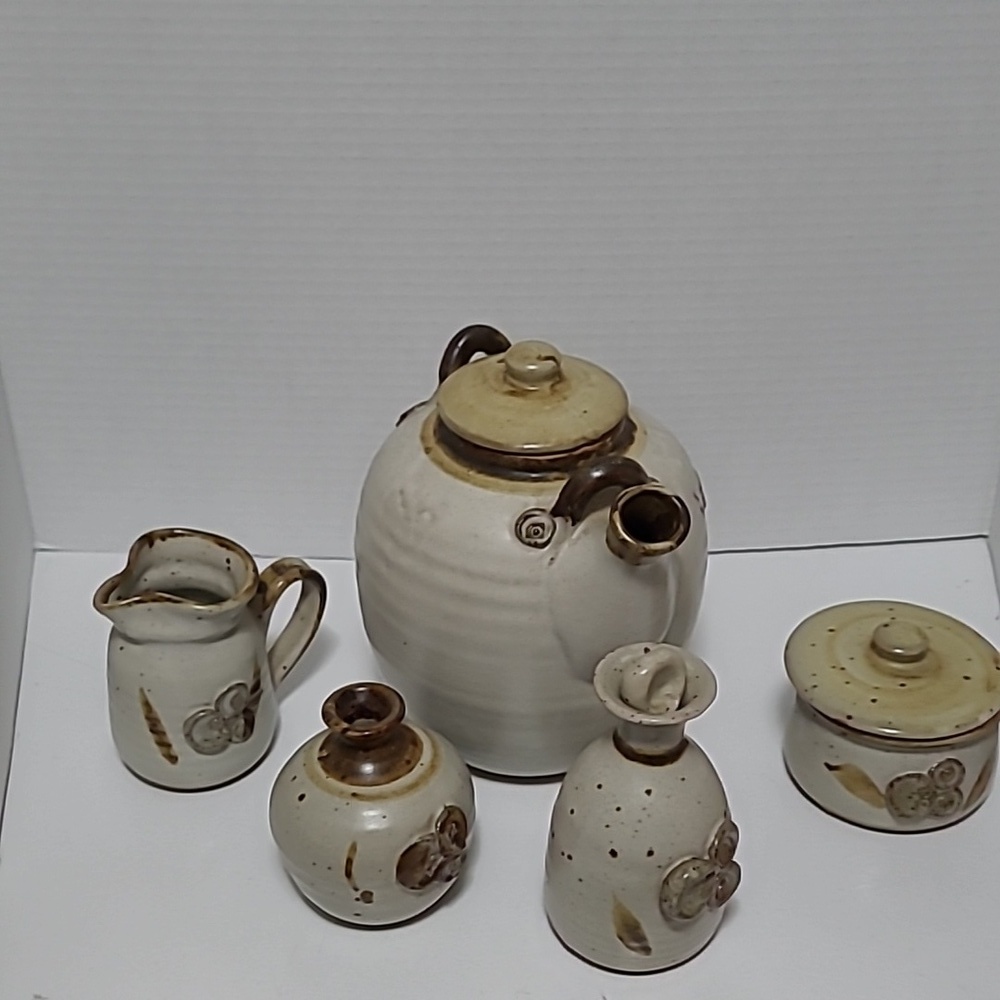 💣Vintage 5pc art pottery set signed "SCOTT"